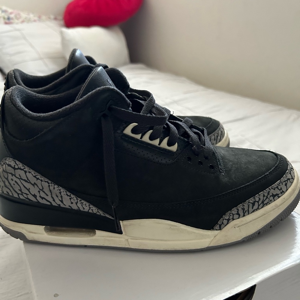 Jordan woman’s OFF NOIR  Black and Gray